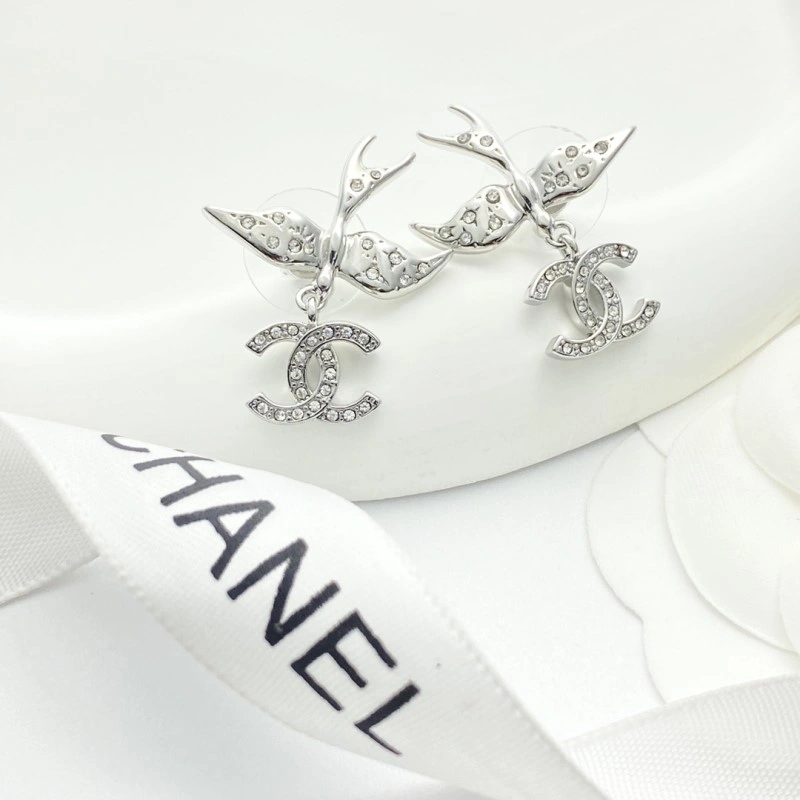 Chanel Earrings Sleek 220154