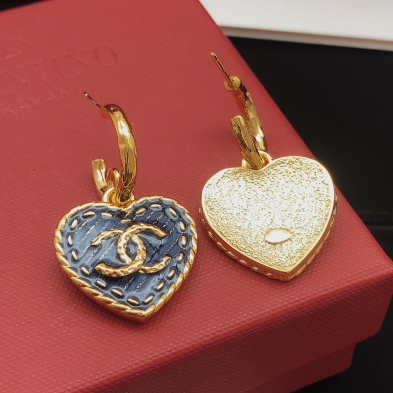 Chanel Earrings FreshLook 220138
