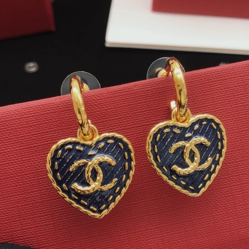 Chanel Earrings FreshLook 220138