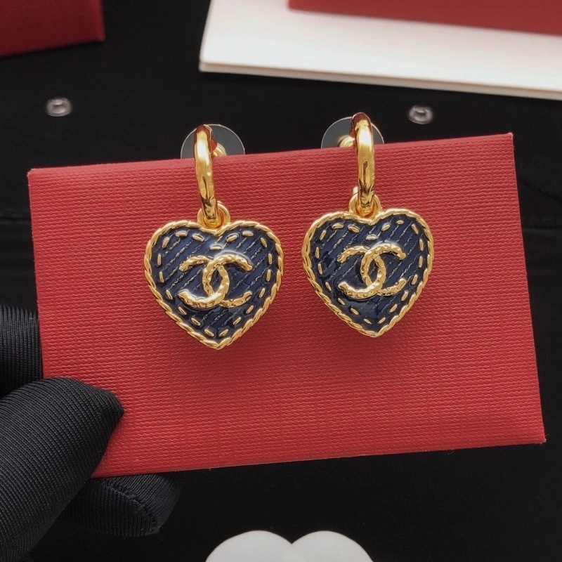 Chanel Earrings FreshLook 220138