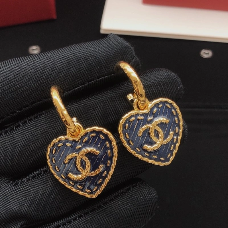 Chanel Earrings FreshLook 220138