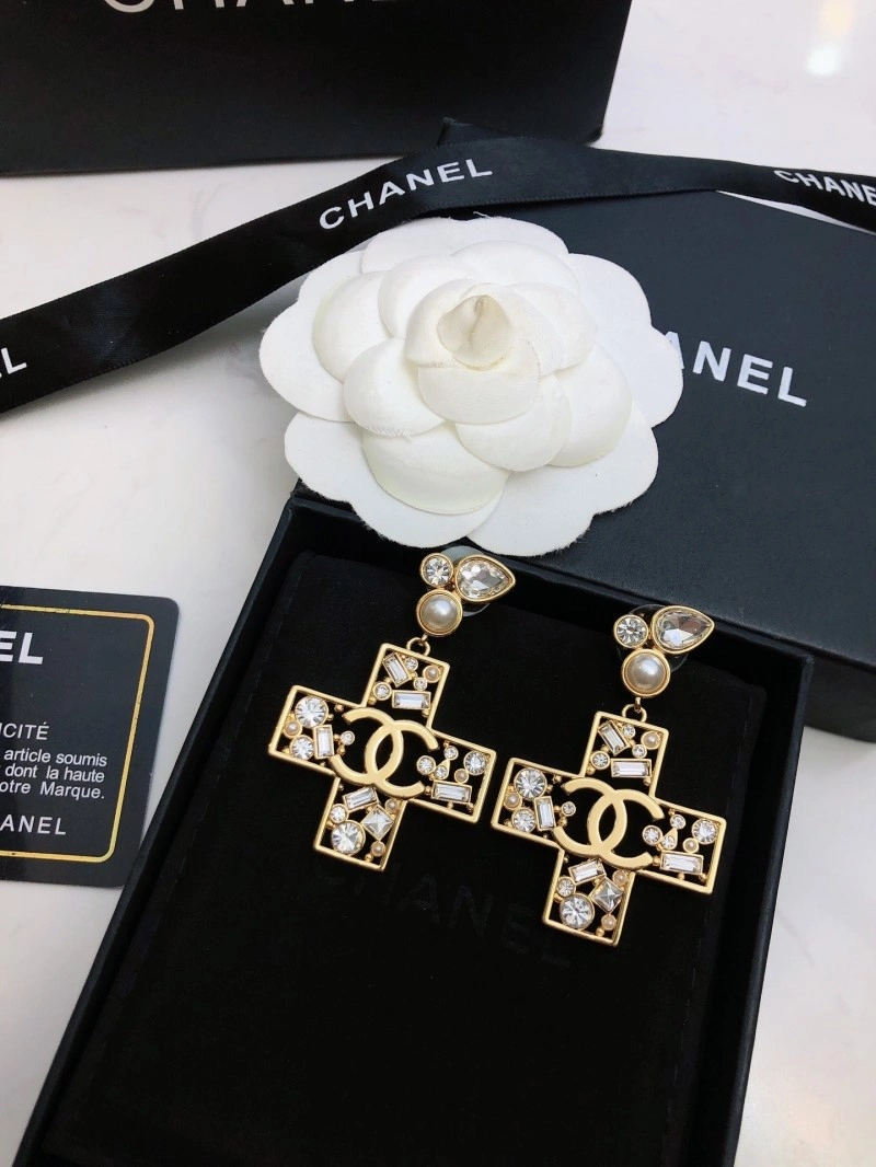 Practical Chanel Earrings 220141