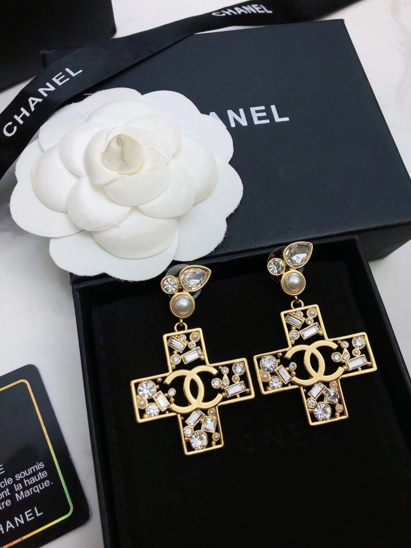 Practical Chanel Earrings 220141