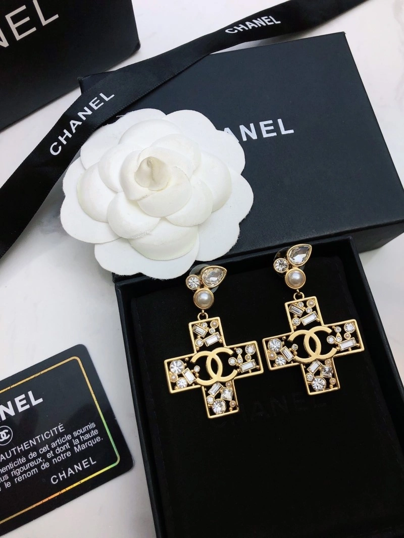 Practical Chanel Earrings 220141