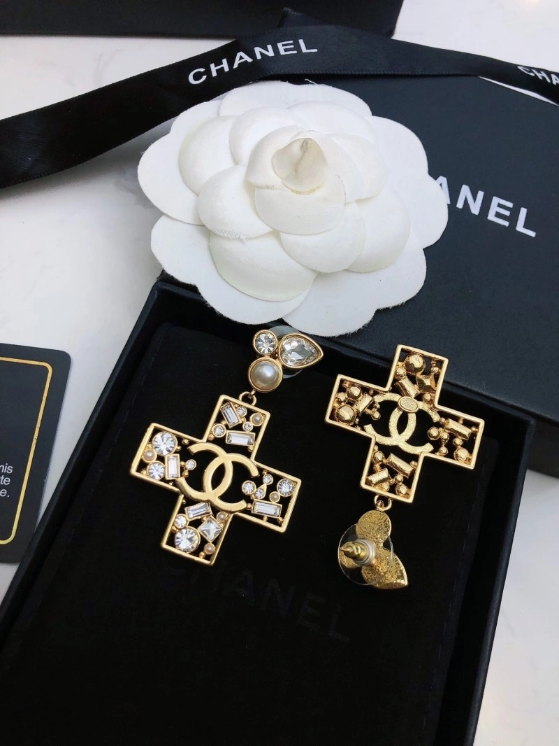 Practical Chanel Earrings 220141