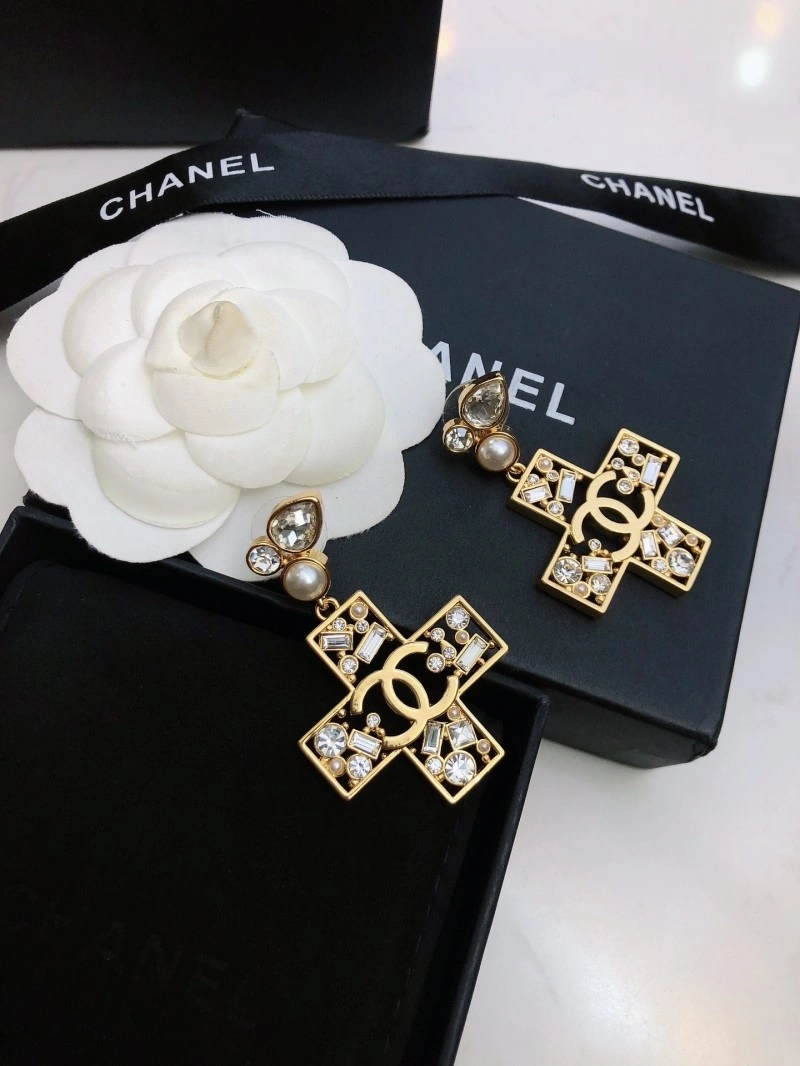 Practical Chanel Earrings 220141