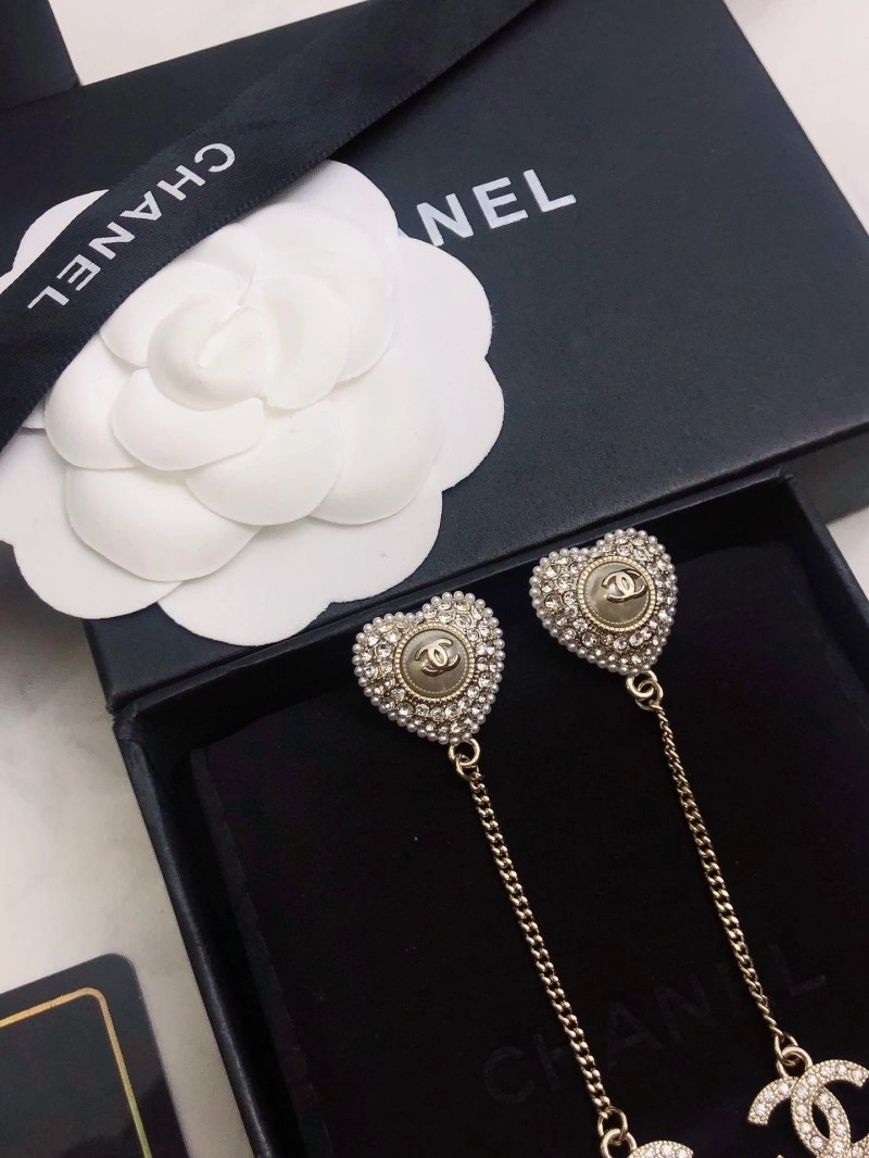 Chanel Earrings Attractive 220131