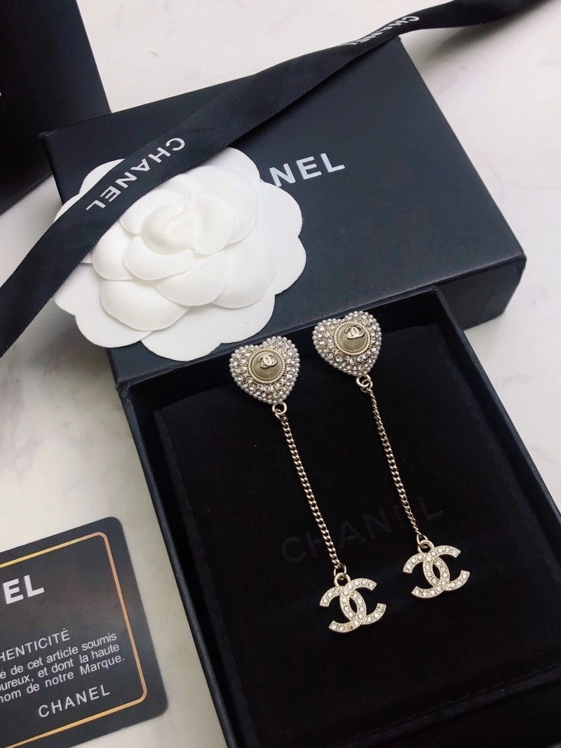 Chanel Earrings Attractive 220131