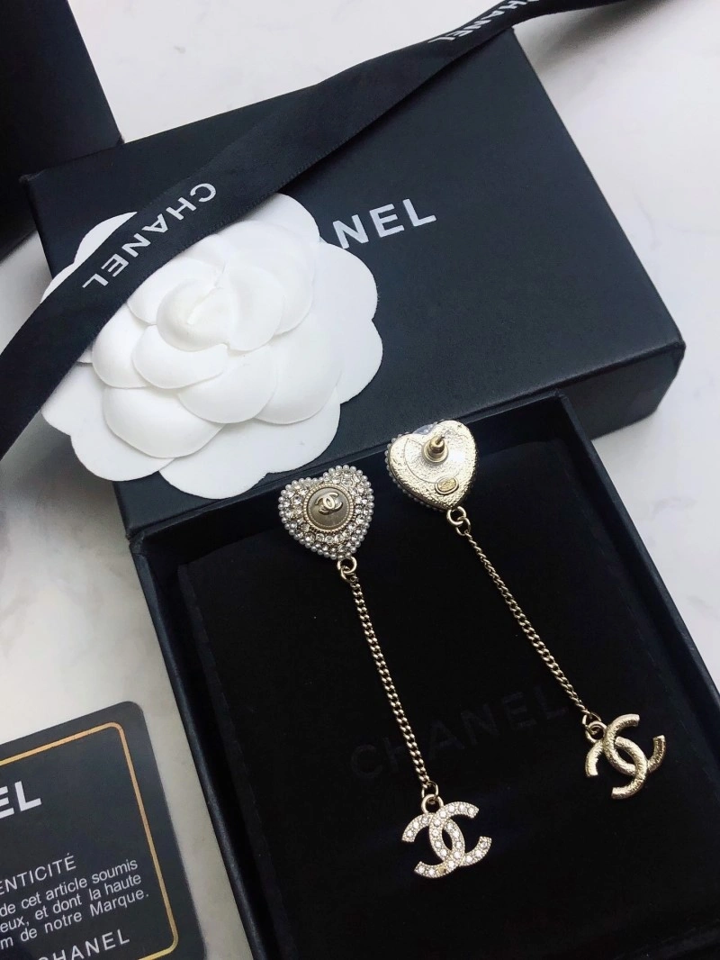 Chanel Earrings Attractive 220131