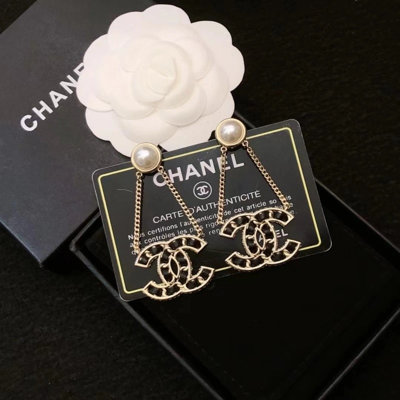 MoistureWicking Chanel Earrings 220132