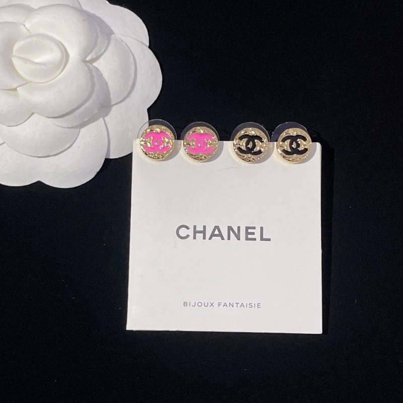 Chanel Earrings Trendsetting 220130