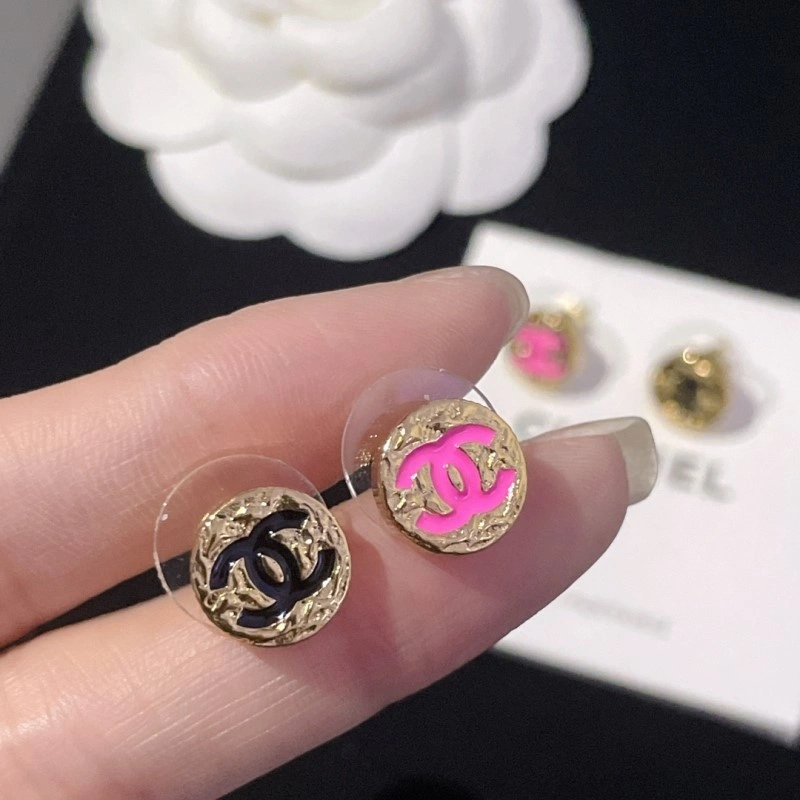 Chanel Earrings Trendsetting 220130