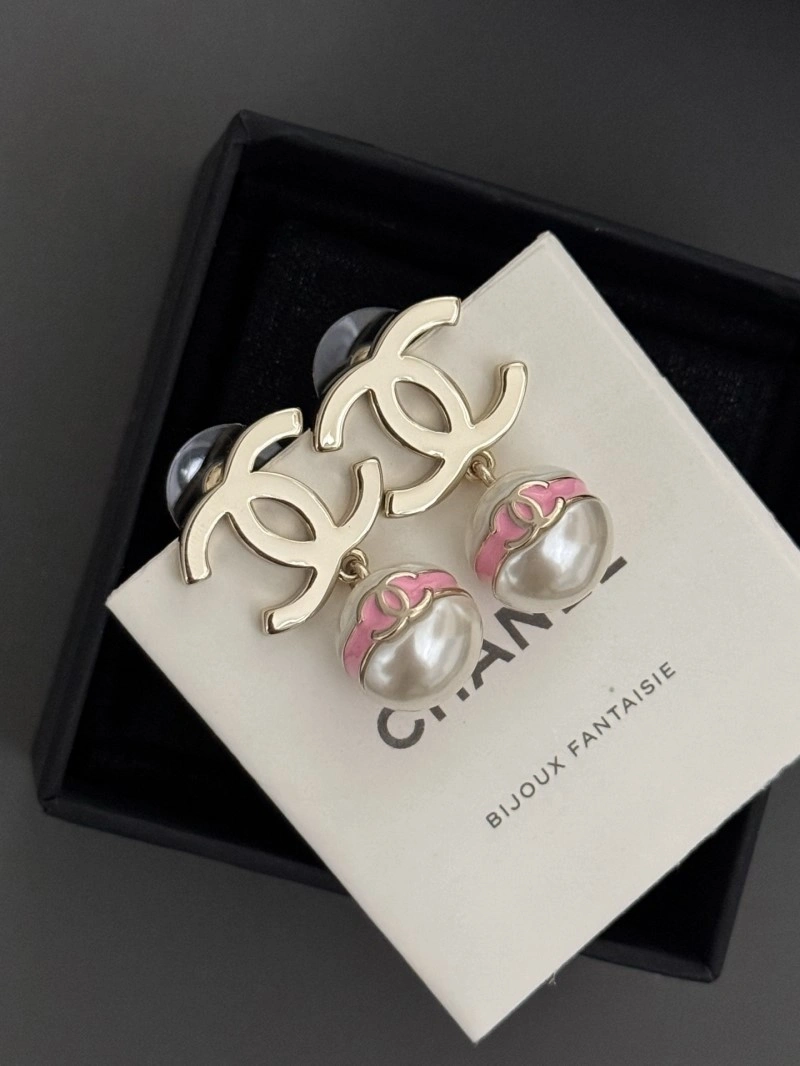 Chanel Earrings EyeCatching 220122