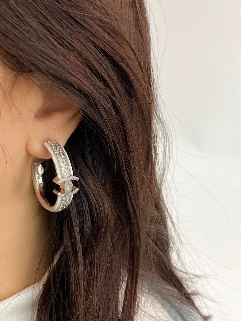 Chanel Earrings Bold 220110