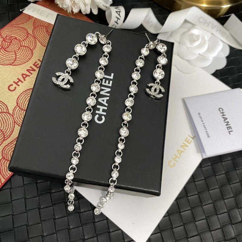 Chic Chanel Earrings 220106