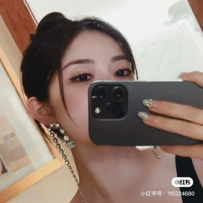 Chic Chanel Earrings 220106