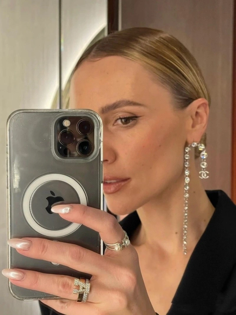 Chic Chanel Earrings 220106