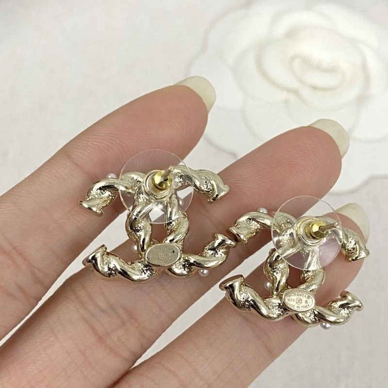 Chanel Earrings Casual 220104