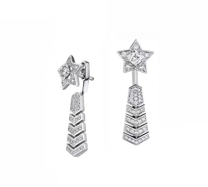 Chanel Earrings Packable 220103