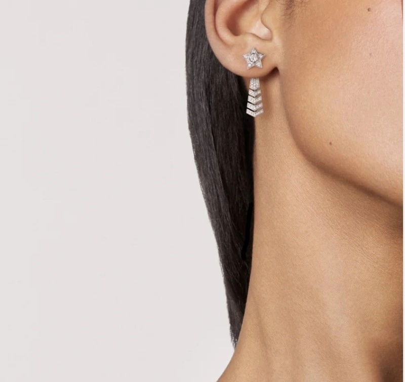 Chanel Earrings Packable 220103