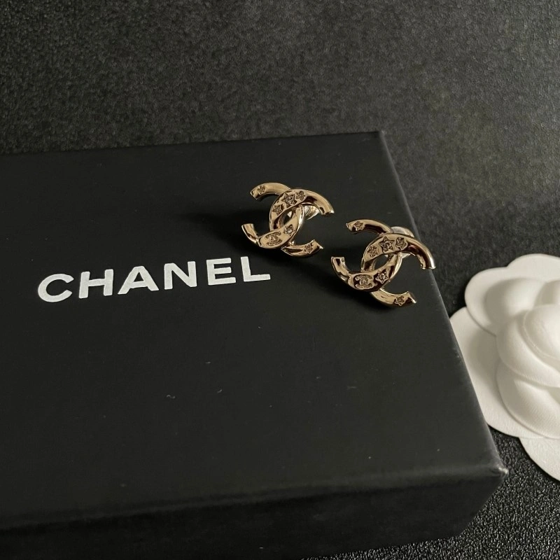 Chanel Earrings Fashionable 220077