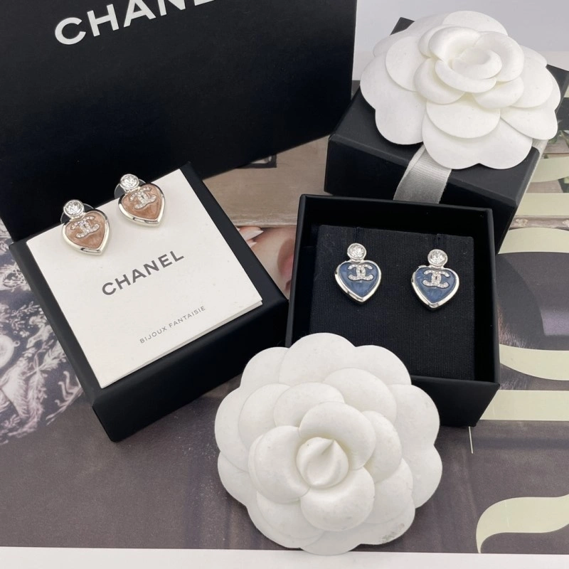 Chanel Earrings SoftTouch 220095