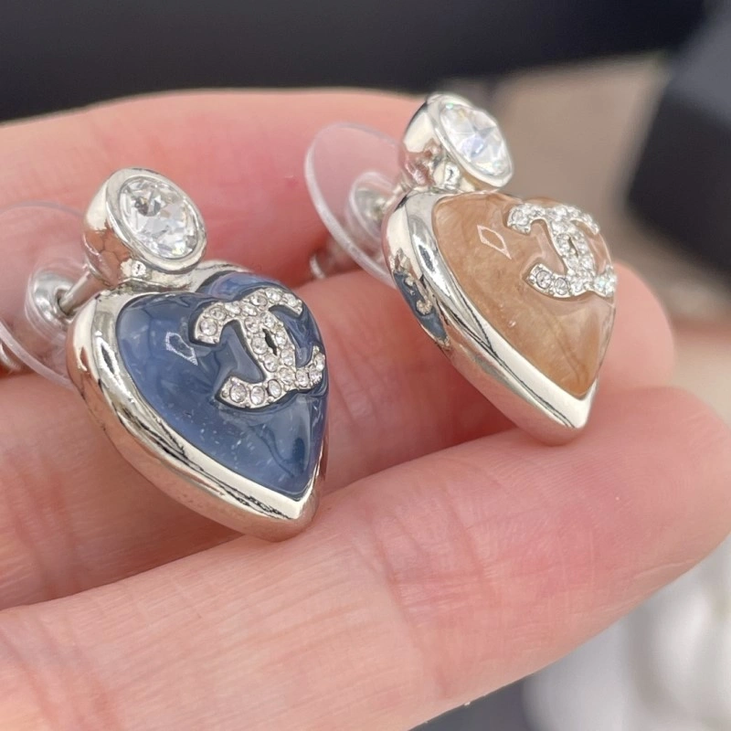 Chanel Earrings SoftTouch 220095