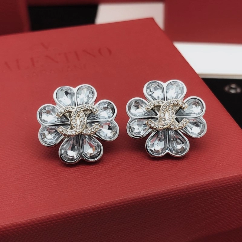 Popular Chanel Earrings 220058