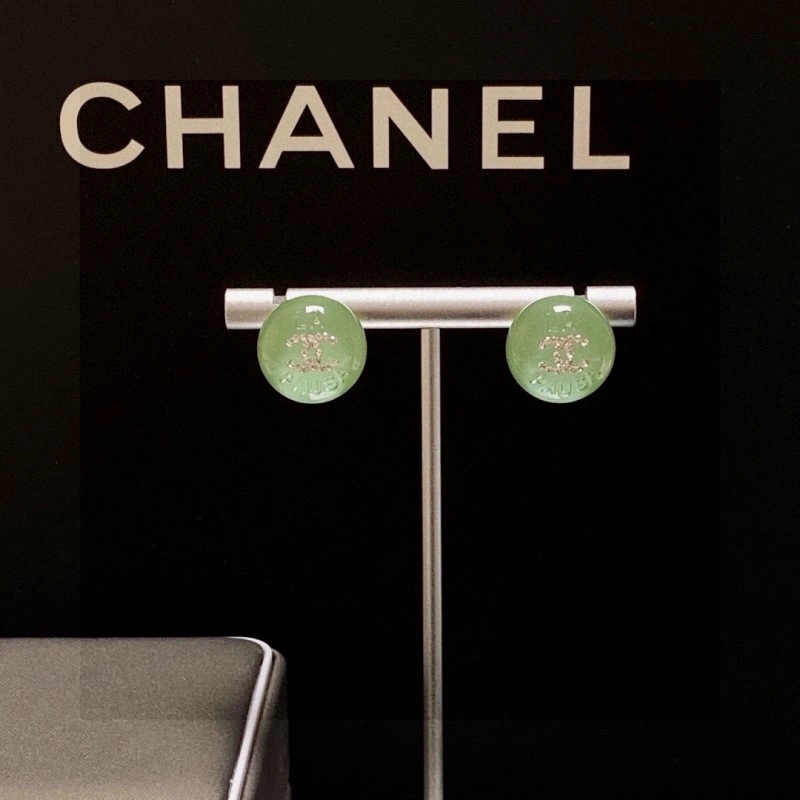 Stylish Chanel Earrings 220059