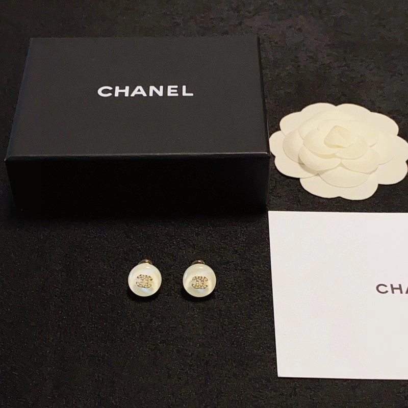 Chanel Earrings Flexible 220038