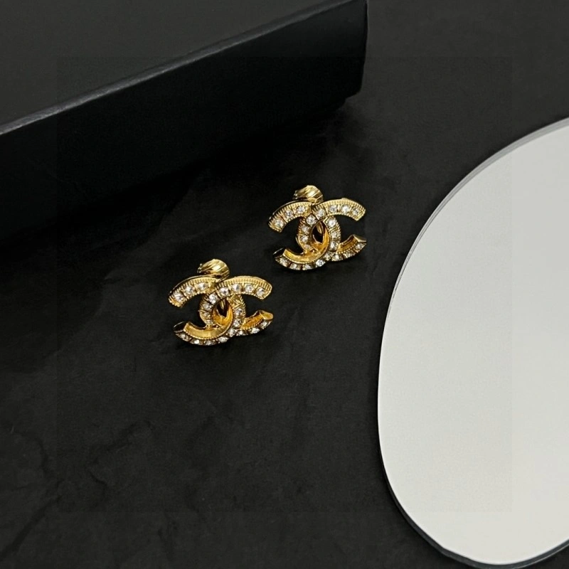 Chanel Earrings Trendsetting 220027