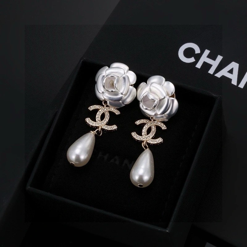 Chanel Earrings OnTrend 220022