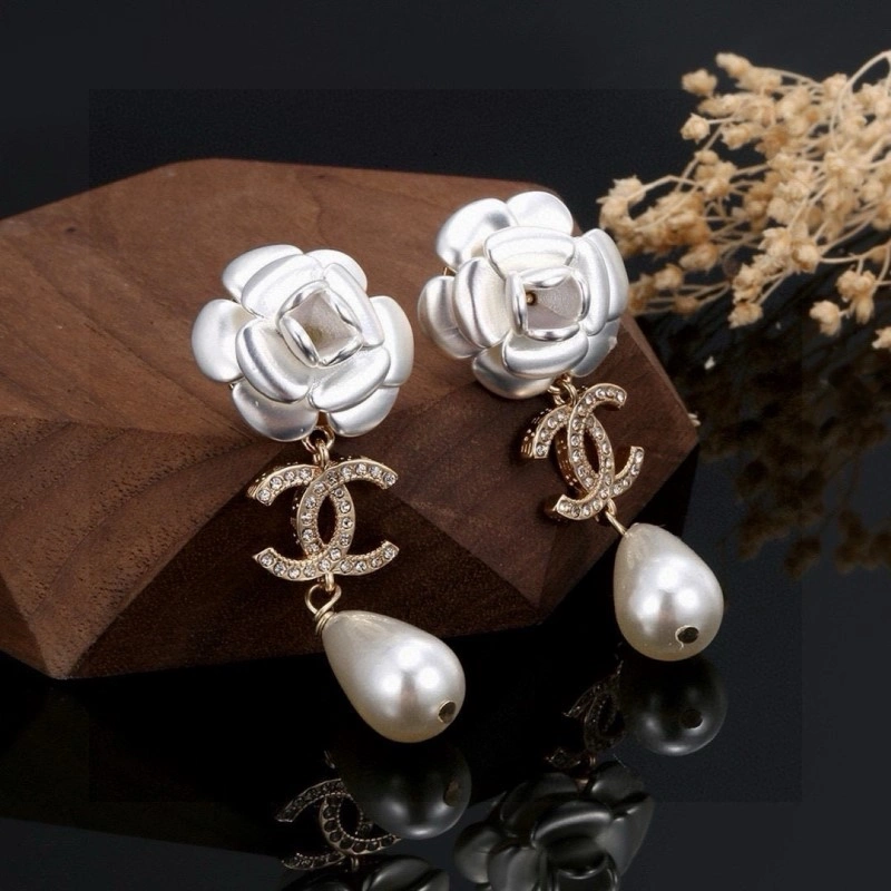 Chanel Earrings OnTrend 220022
