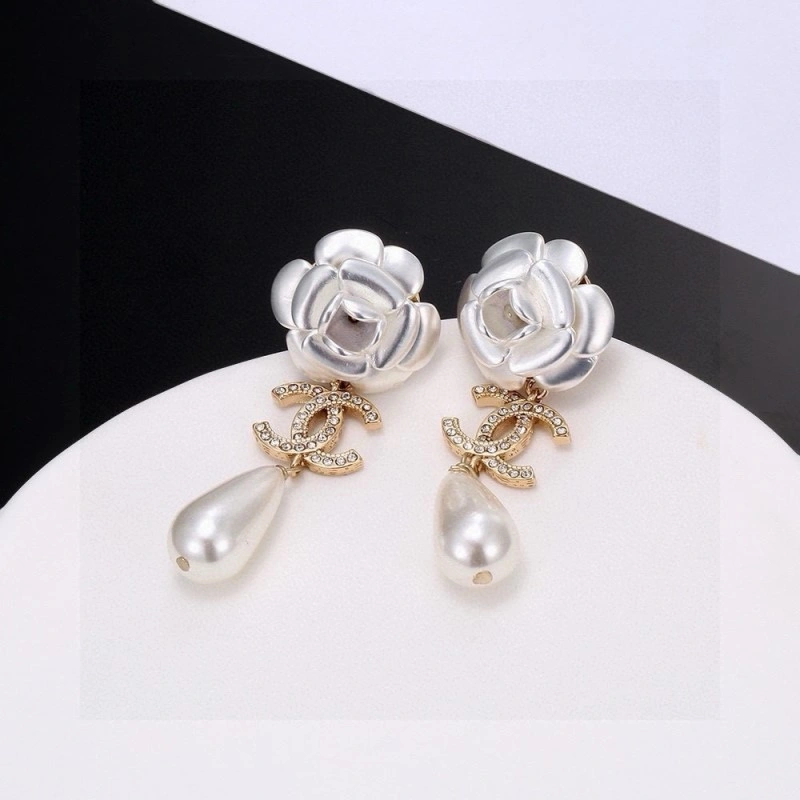 Chanel Earrings OnTrend 220022