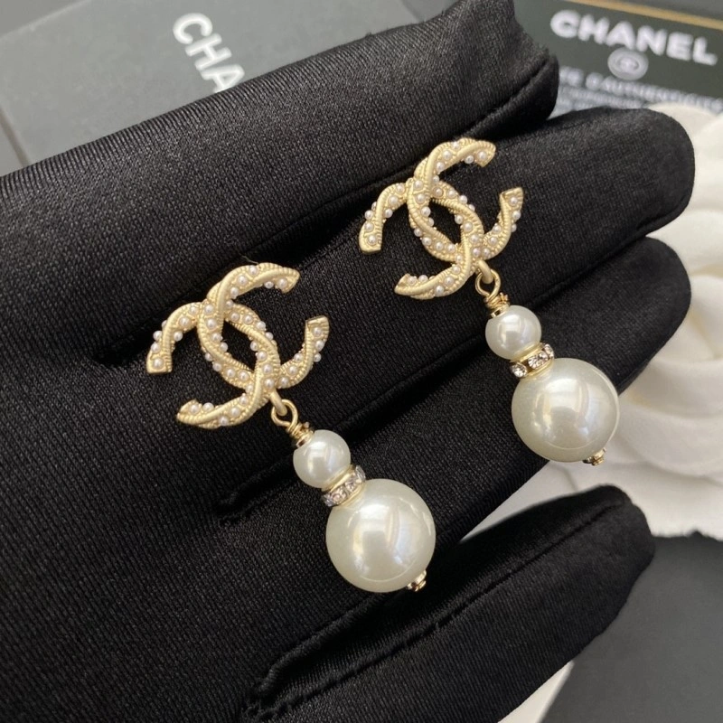 Chanel Earrings Tailored 220065