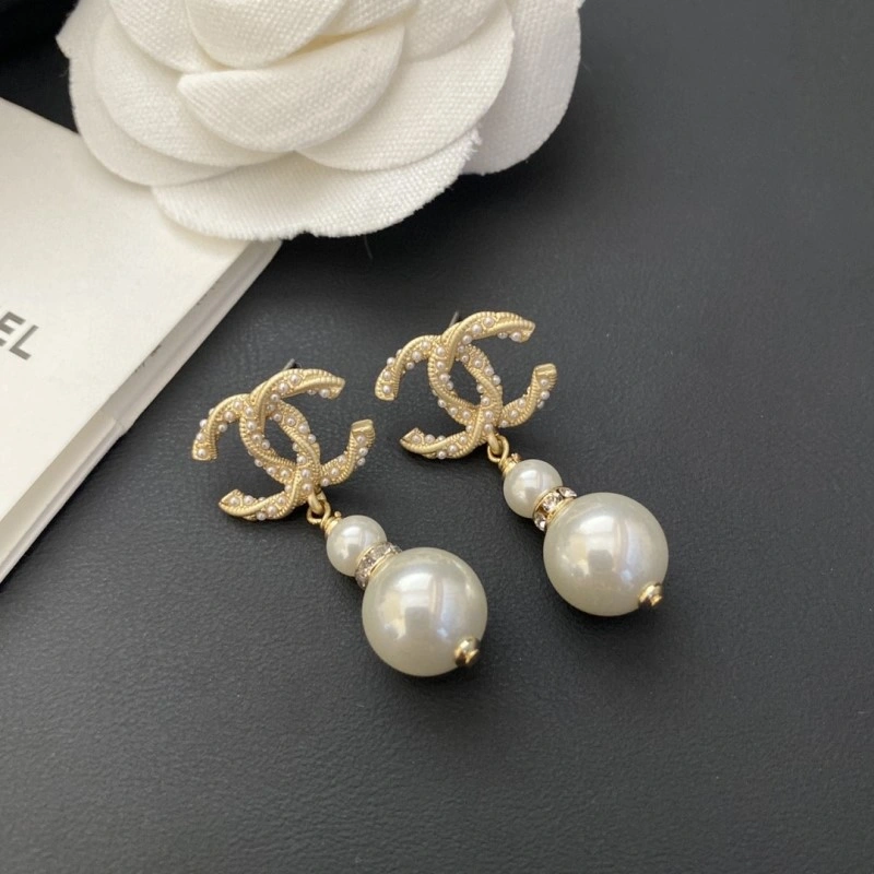 Chanel Earrings Tailored 220065