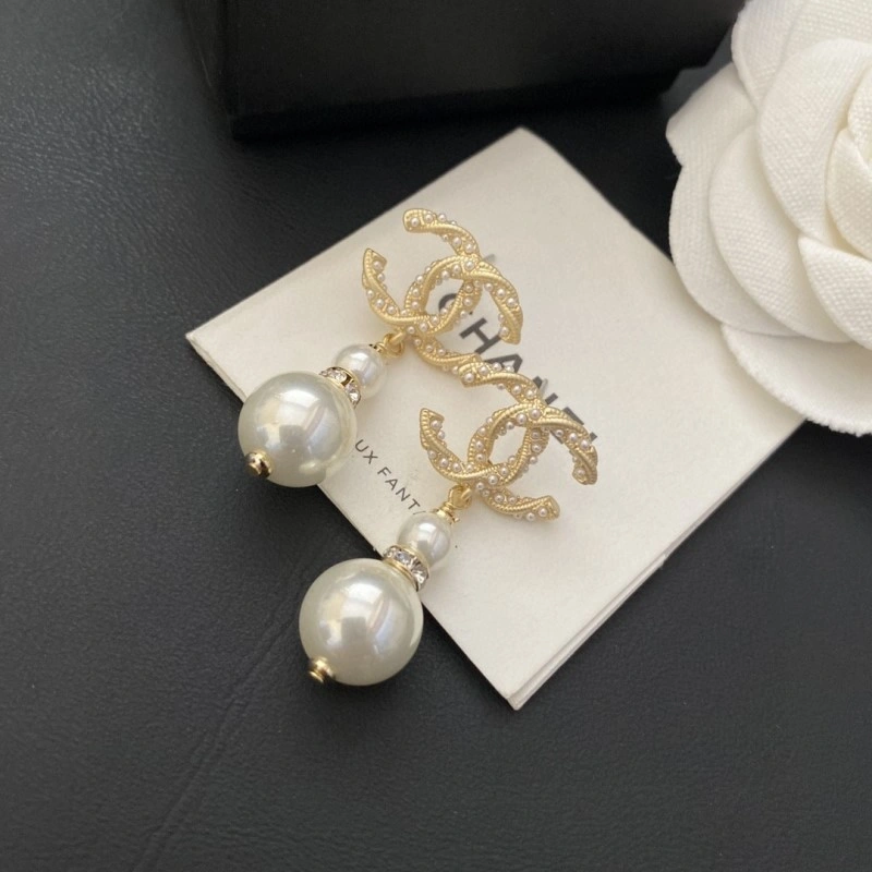 Chanel Earrings Tailored 220065
