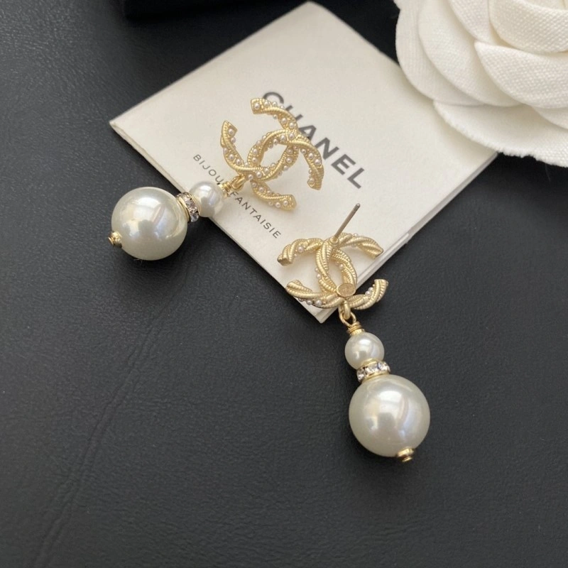 Chanel Earrings Tailored 220065