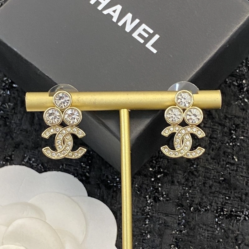 WellDesigned Chanel Earrings 220017