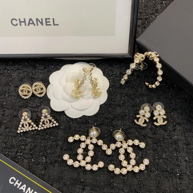 WellDesigned Chanel Earrings 220017