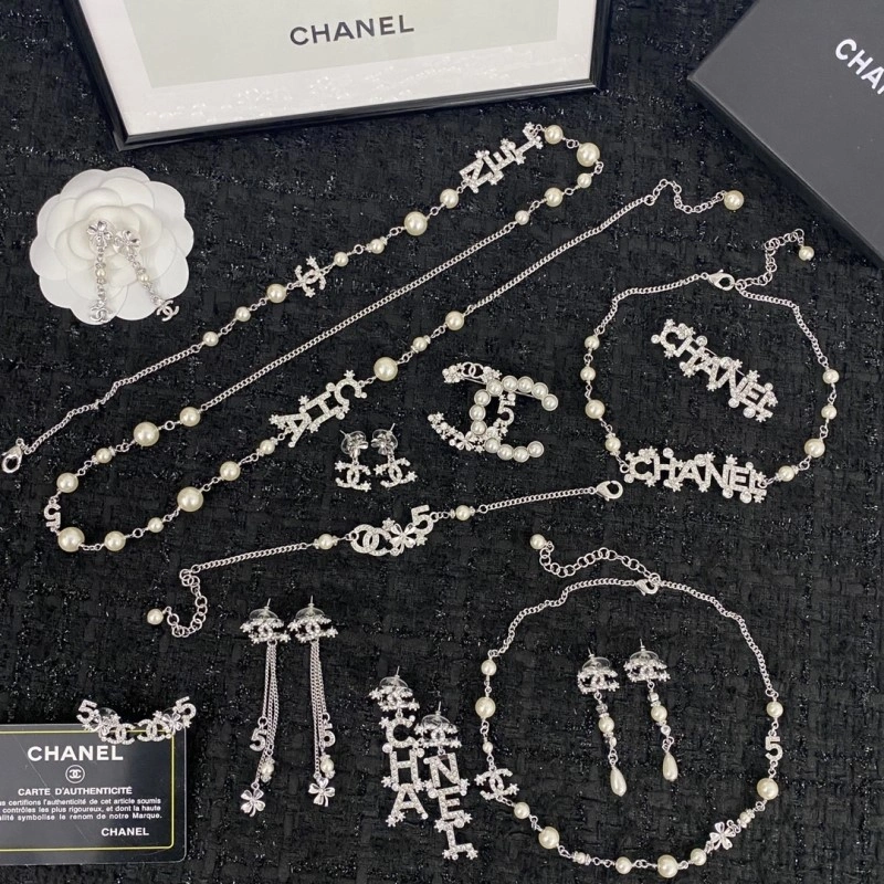 ModernLook Chanel Earrings 220105