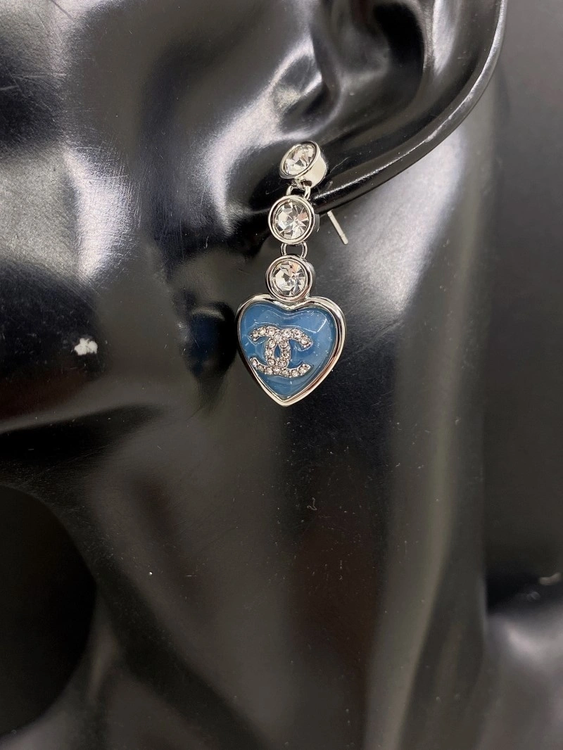 Durable Chanel Earrings 220090