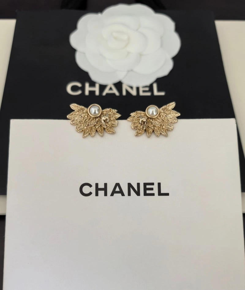 Chanel Earrings HighQuality 220012