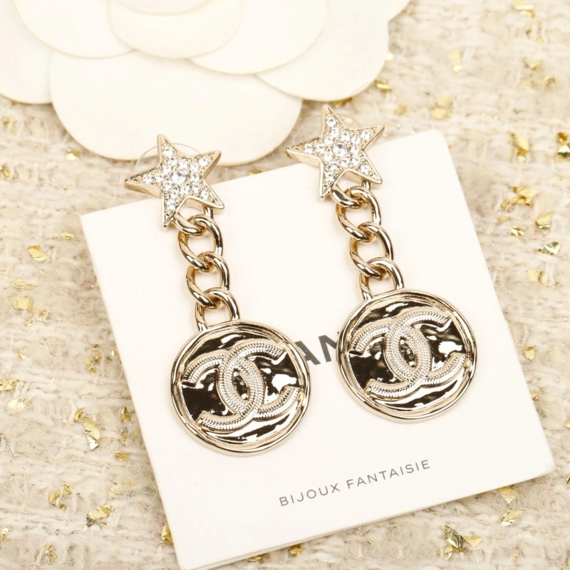 Chanel Earrings Packable 220020