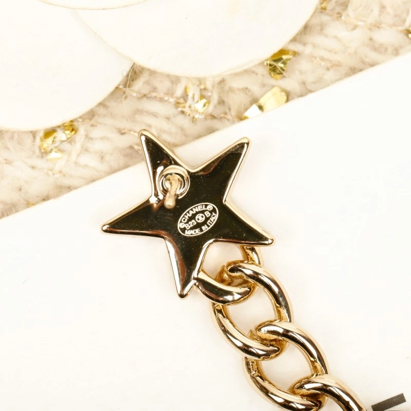 Chanel Earrings Packable 220020