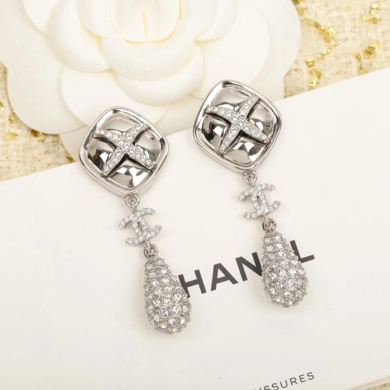 OnTrend Chanel Earrings 220009