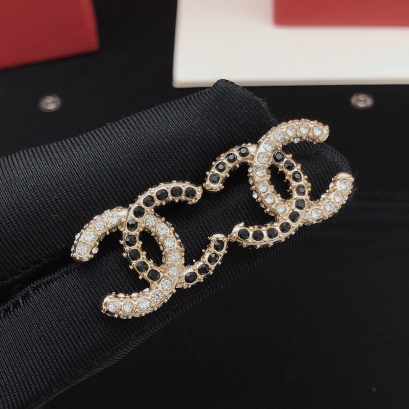 Contemporary Chanel Earrings 220006