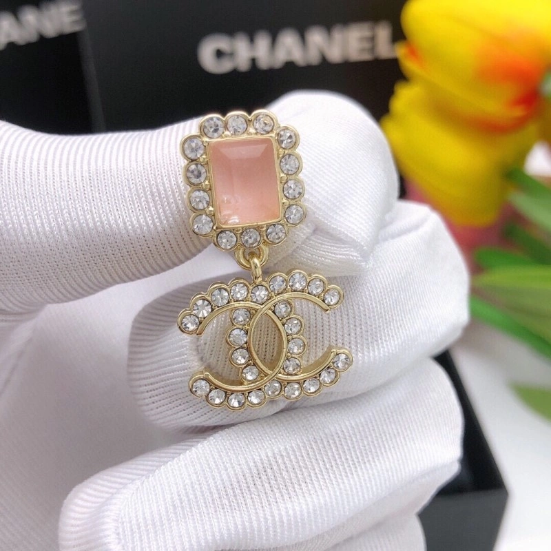 Supportive Chanel Earrings 220036