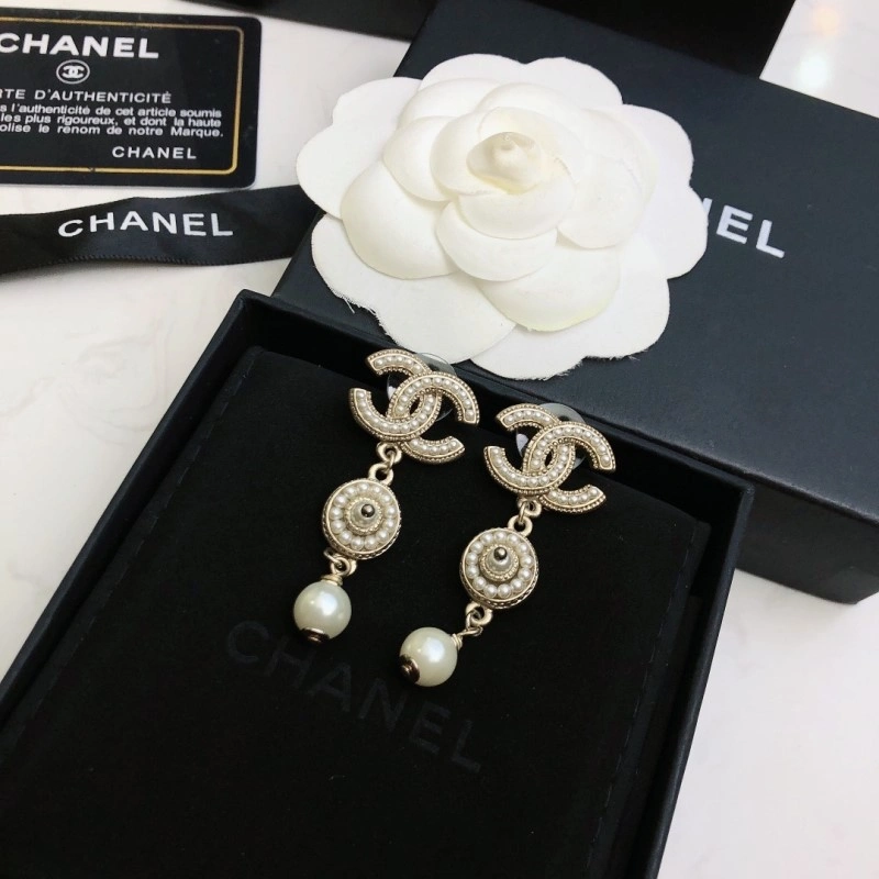 Chanel Earrings Breathable 219990