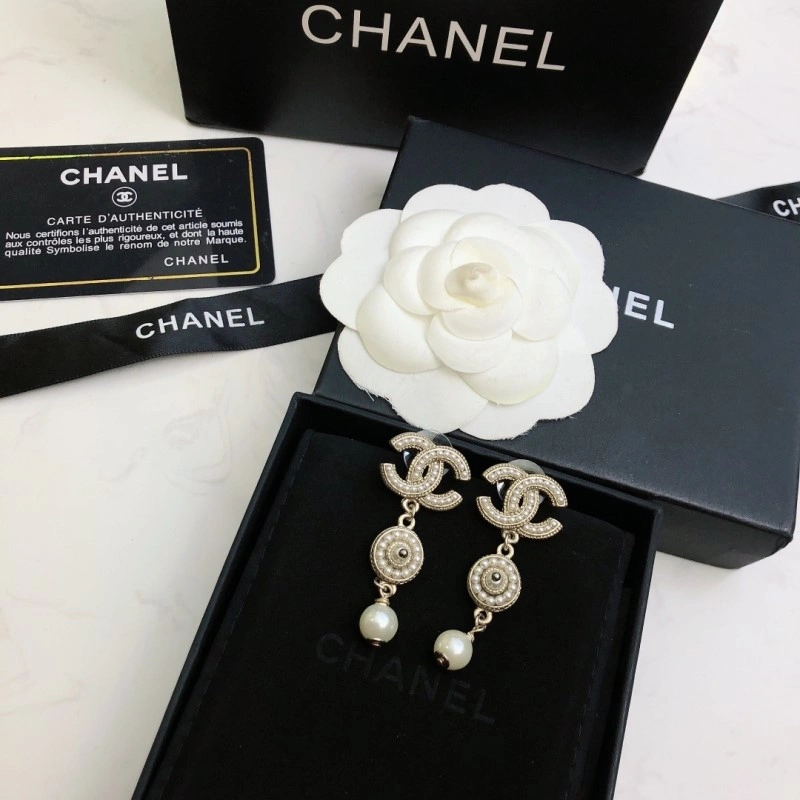 Chanel Earrings Breathable 219990